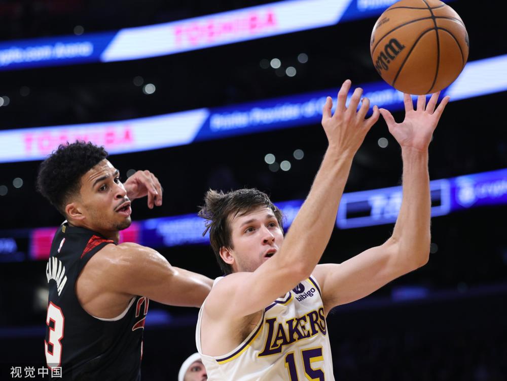 呈的足球盛 呈的足球盛