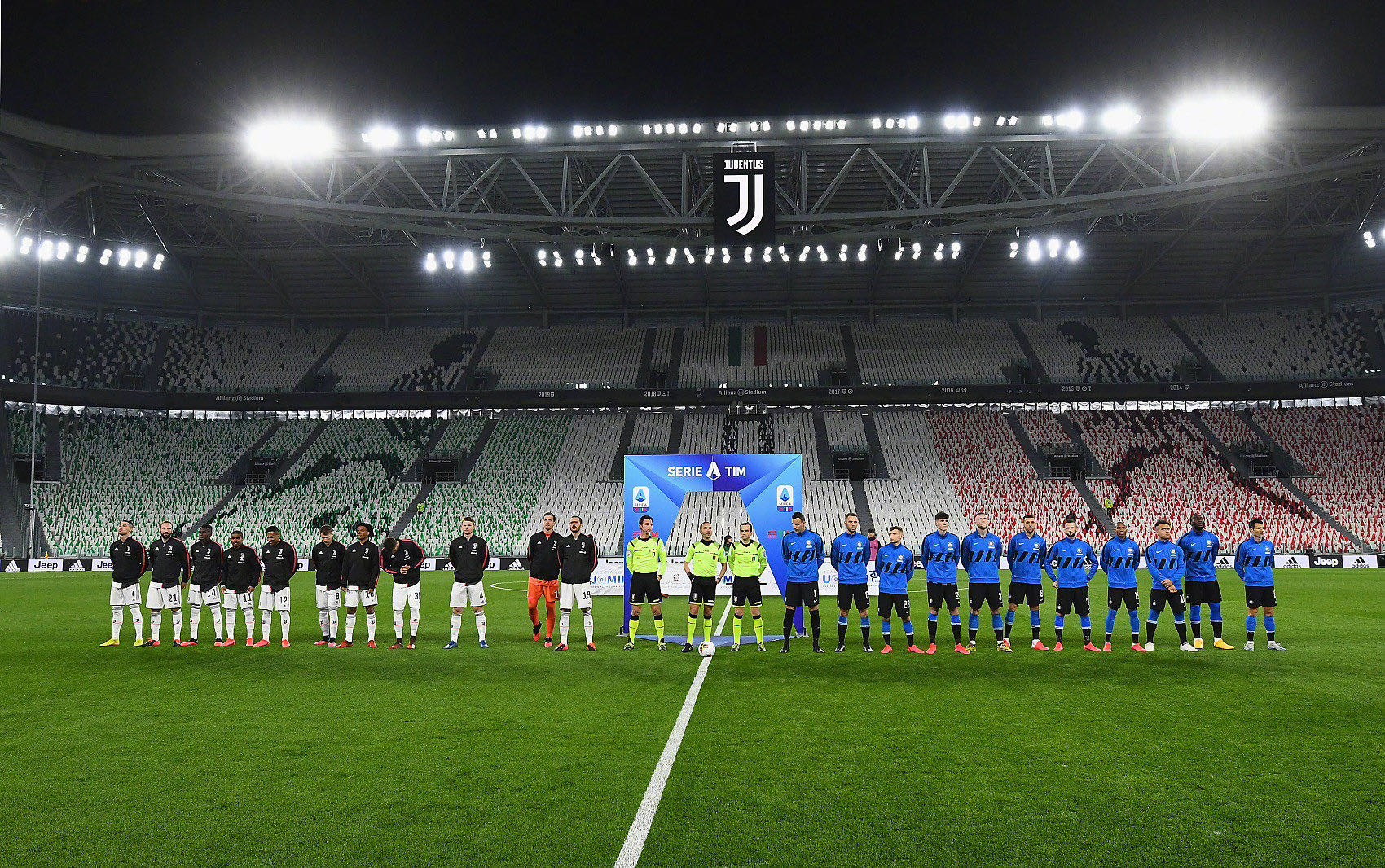 露锋芒的故 露锋芒的故